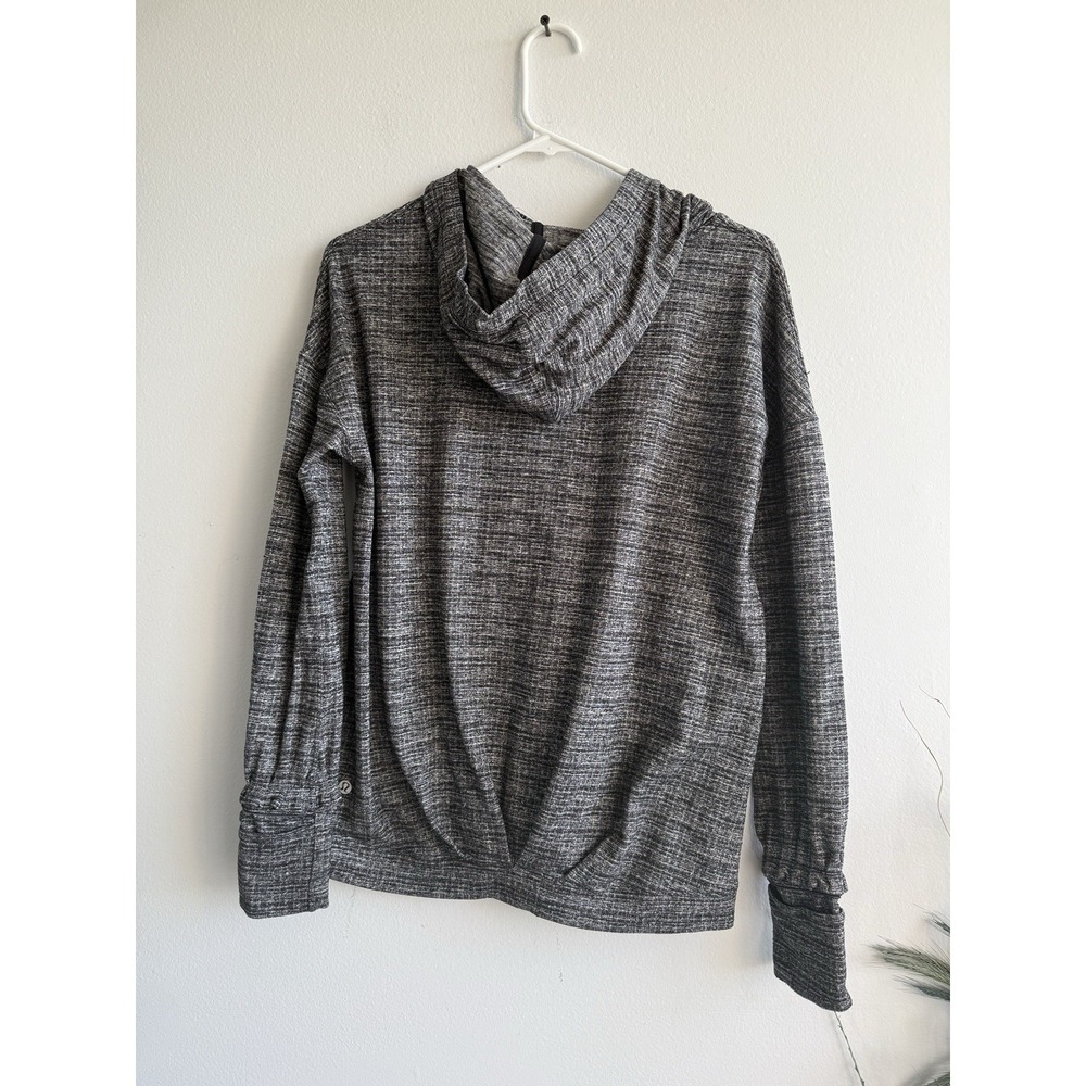 Lululemon‎ Extra Mile Hoodie Women's 6 Gray Pullover Pleat Back Thumbholes Shirt
